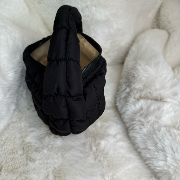 Mini Black Puff Tote Bag NWT - Picture 3 of 5